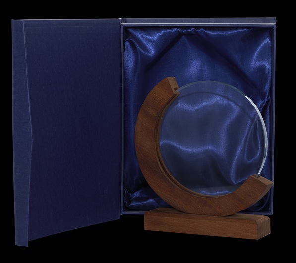 STATUETKA DREWNIANO -SZKLANA GS225 H:200 MM T: 10MM